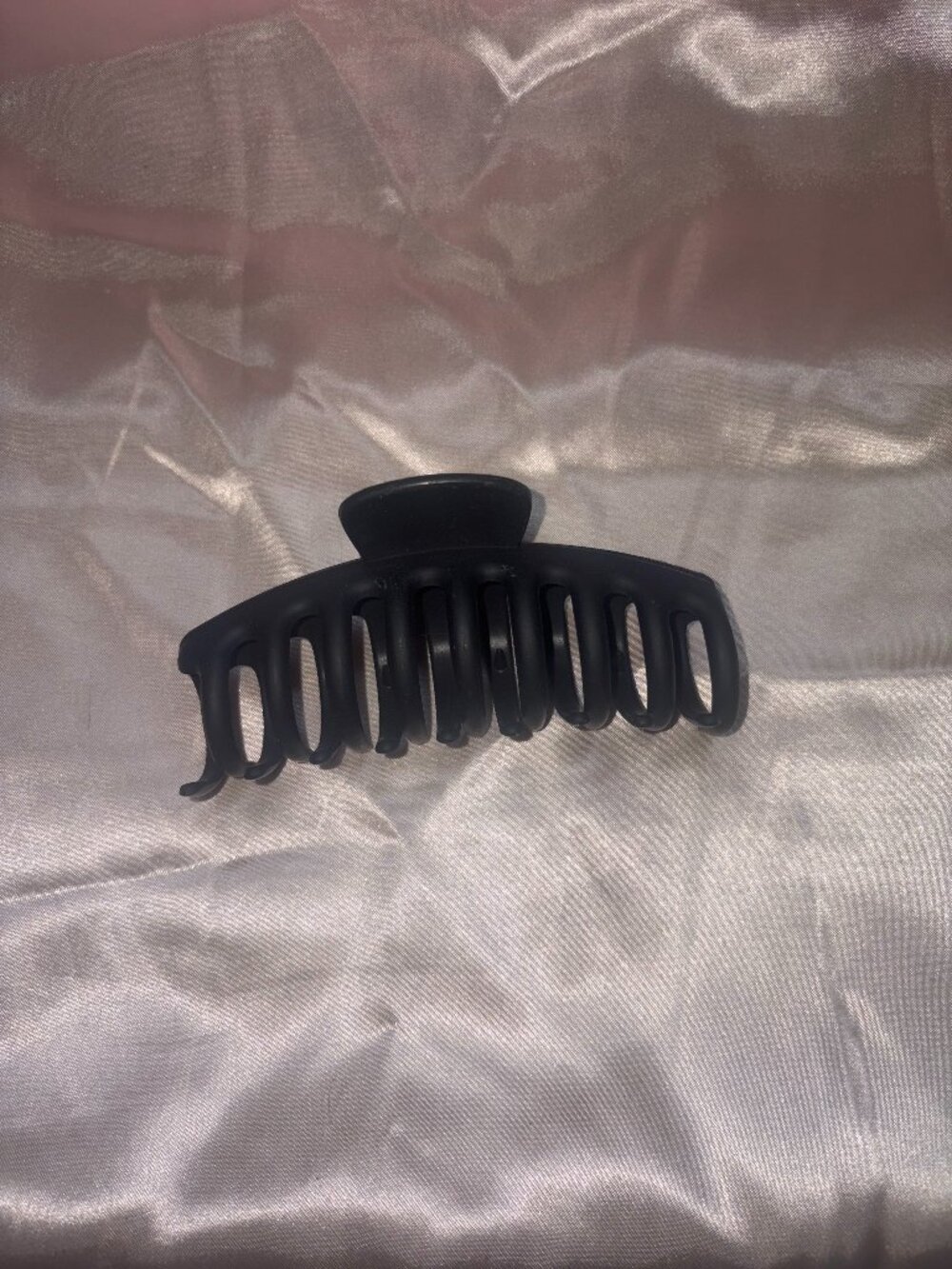 black hair clip